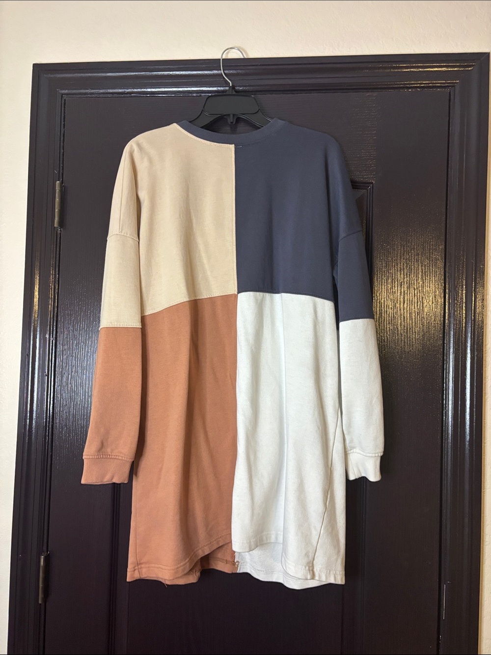 Colorblock Long Sleeve Women's Sweater Tunic - Cream, Navy & Brown